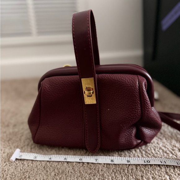 Structured Pebbled Crossbody Bag in Burgundy with Gold Hardware - Picture 5 of 7